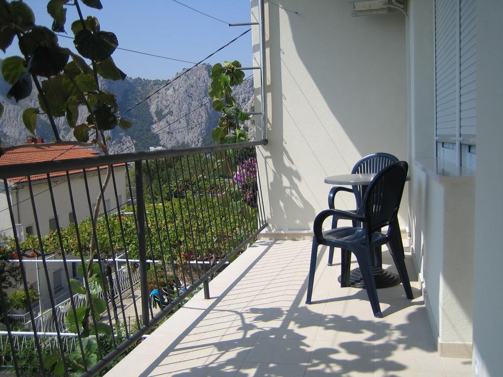 Apartment Kate Omiš Exterior foto